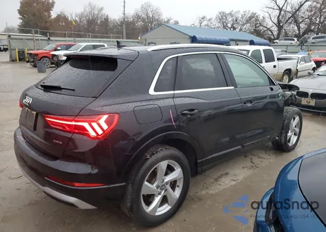 2020 Audi Q3 Premium z USA, uszkodzony, nr VIN WA1AECF36L1063752